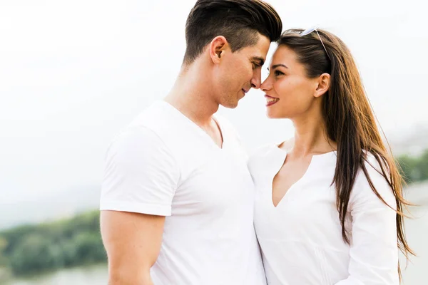 Eskimo Kiss — Kissutra guide, Condombazaar