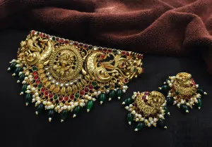 Matte finish Chocker Set